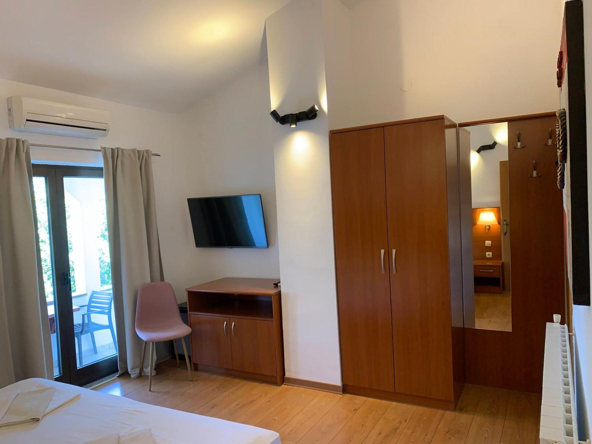Gargamelo Pension Пореч Екстер'єр фото