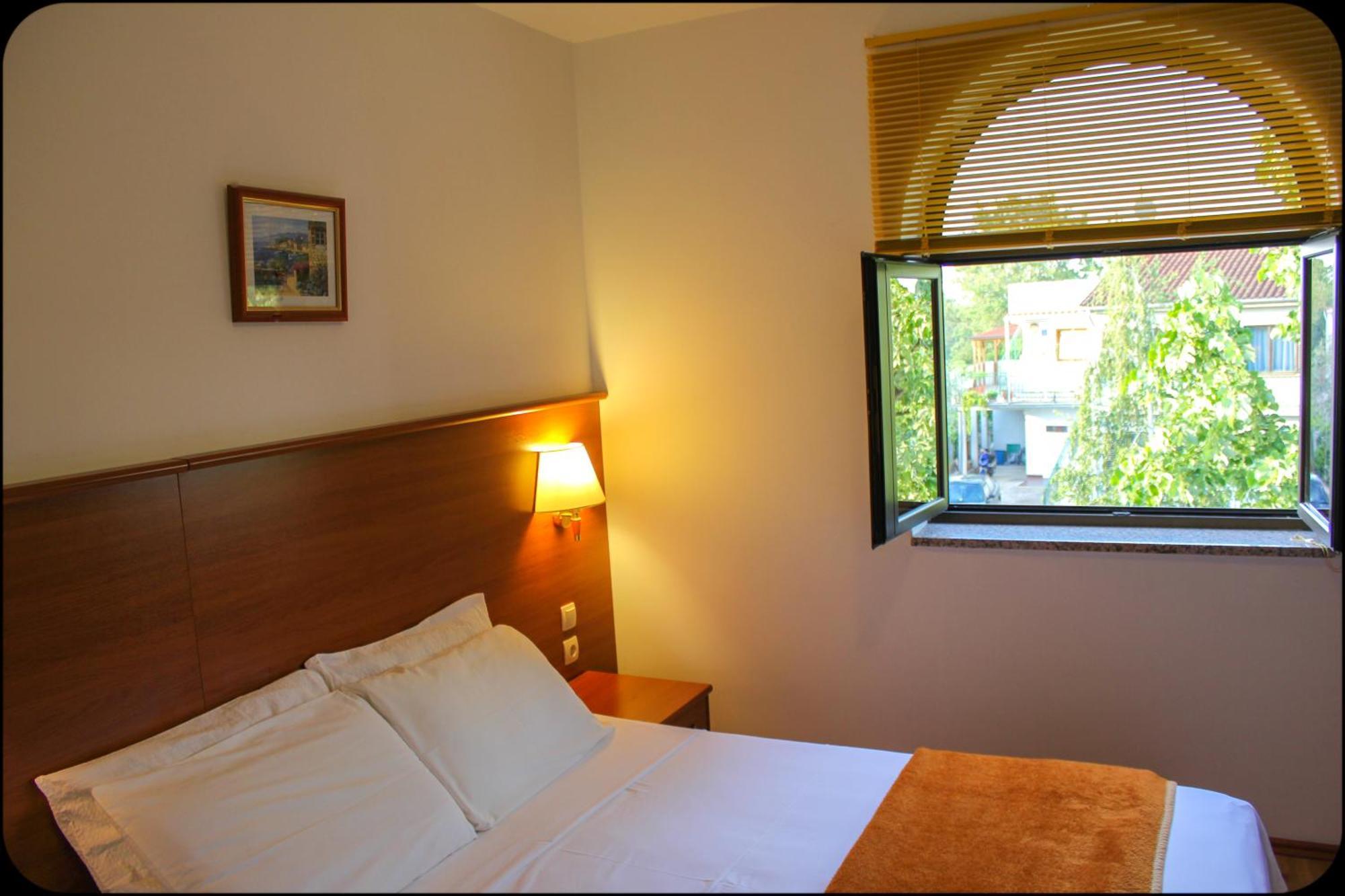 Gargamelo Pension Пореч Екстер'єр фото